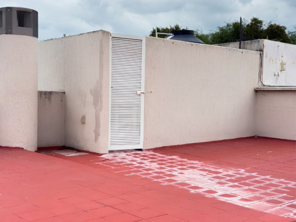 R – 1935 House for Rent in Mexiquito