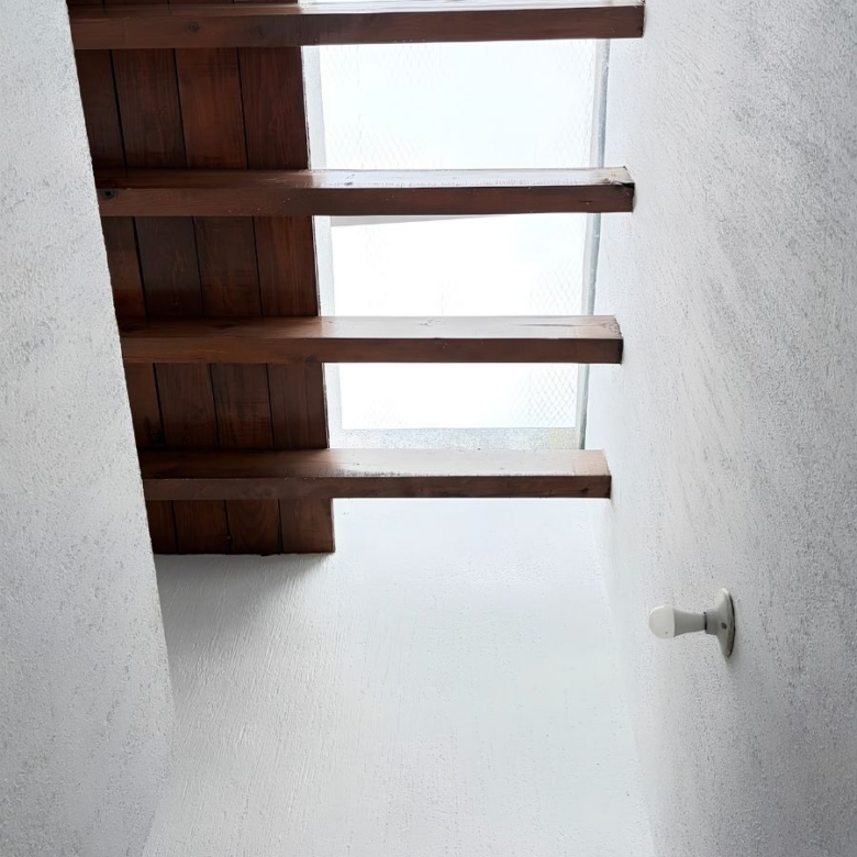 R – 1935 House for Rent in Mexiquito