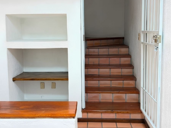 R – 1935 House for Rent in Mexiquito