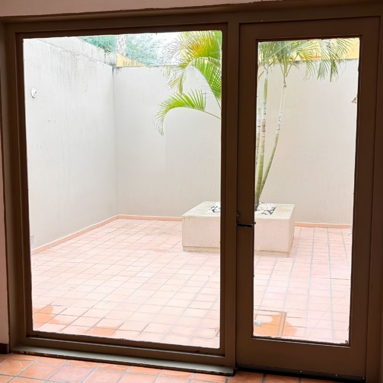 R – 1935 House for Rent in Mexiquito
