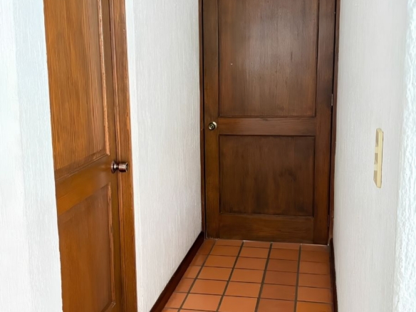 R – 1935 House for Rent in Mexiquito