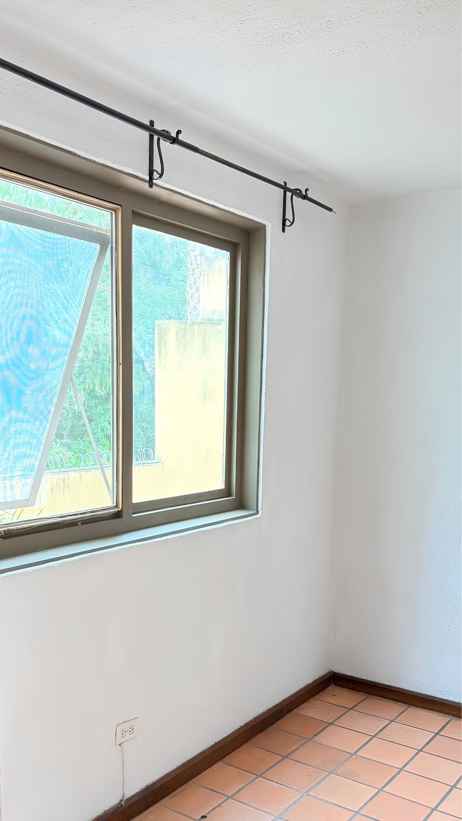 R – 1935 House for Rent in Mexiquito