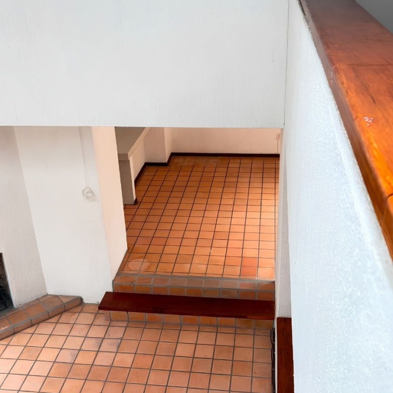 R – 1935 House for Rent in Mexiquito