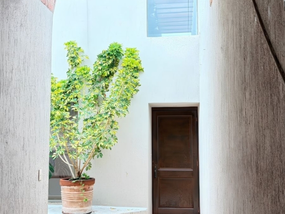 R – 1935 House for Rent in Mexiquito