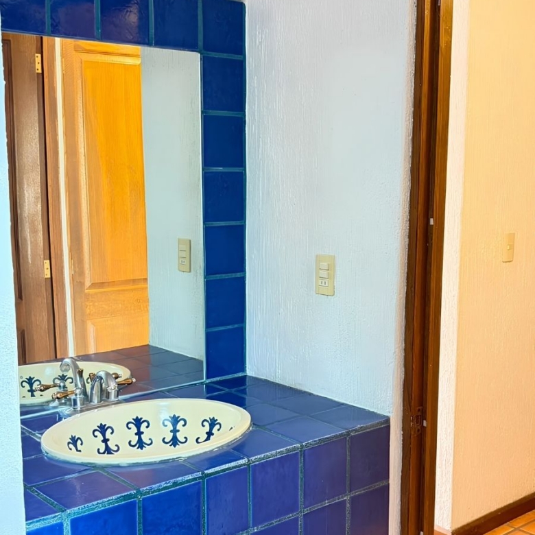 R – 1935 House for Rent in Mexiquito
