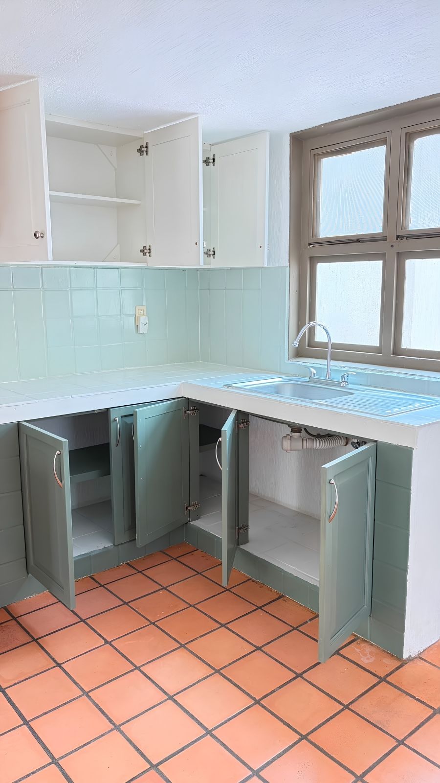 R – 1935 House for Rent in Mexiquito