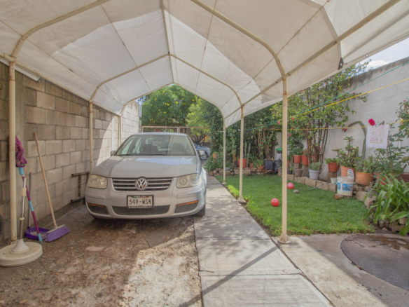 1603 House for Sale, Fracc Los Santos