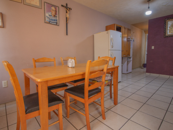 1603 House for Sale, Fracc Los Santos